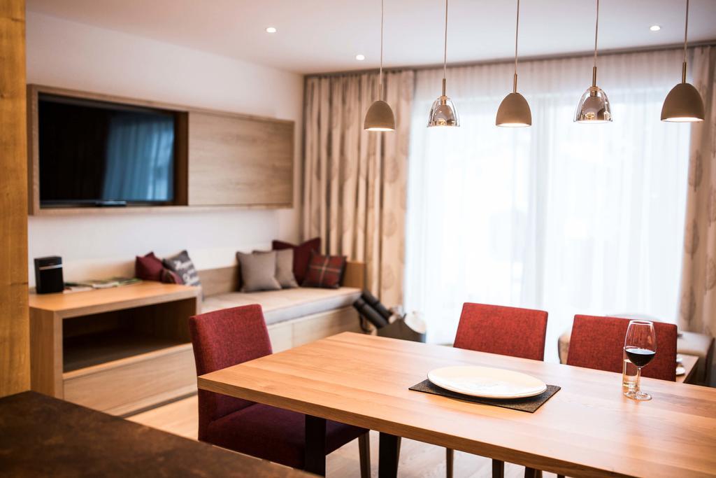 Slow Living Suite - Ferienwohnung Mit Privater Sauna & Garten Fiss Luaran gambar